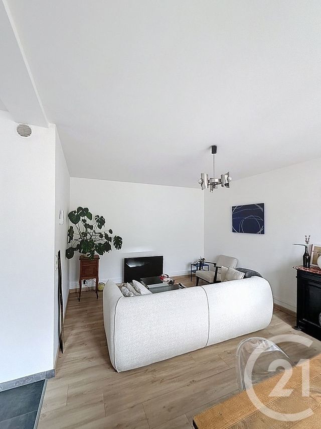 Appartement F3 &agrave; vendre - 3 pi&egrave;ces - 69,20 m2 - Belfort - 90 - FRANCHE-COMTE