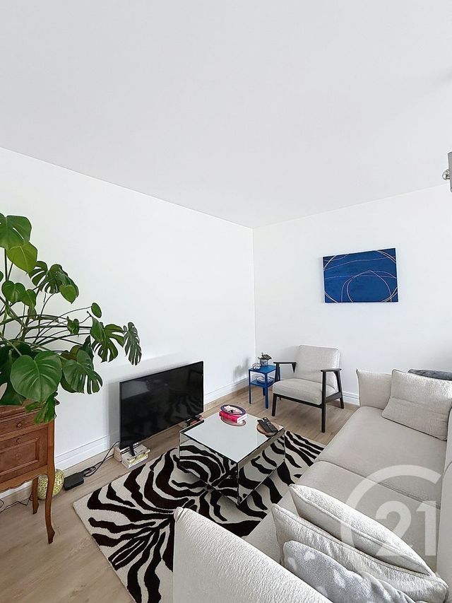 Appartement F3 &agrave; vendre - 3 pi&egrave;ces - 69,20 m2 - Belfort - 90 - FRANCHE-COMTE