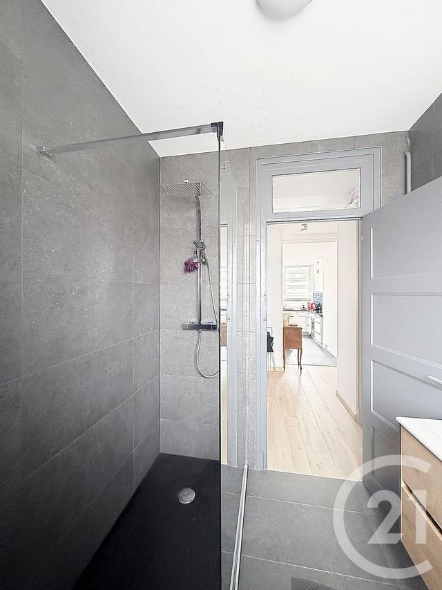 Appartement F3 &agrave; vendre - 3 pi&egrave;ces - 69,20 m2 - Belfort - 90 - FRANCHE-COMTE