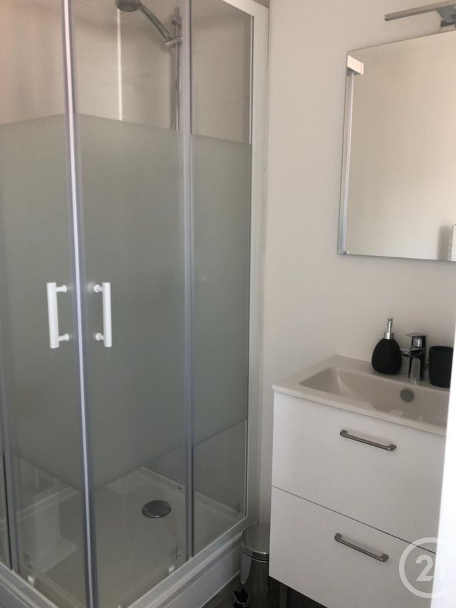 Appartement F1 &agrave; louer - 1 pi&egrave;ce - 18,40 m2 - Belfort - 90 - FRANCHE-COMTE