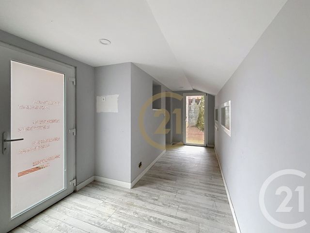 Appartement F3 &agrave; louer - 3 pi&egrave;ces - 88,89 m2 - Chatenois Les Forges - 90 - FRANCHE-COMTE