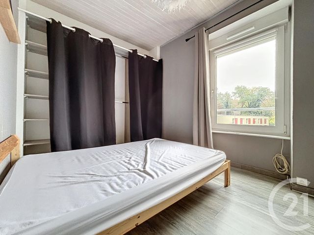 Appartement F3 &agrave; louer - 3 pi&egrave;ces - 70 m2 - Belfort - 90 - FRANCHE-COMTE