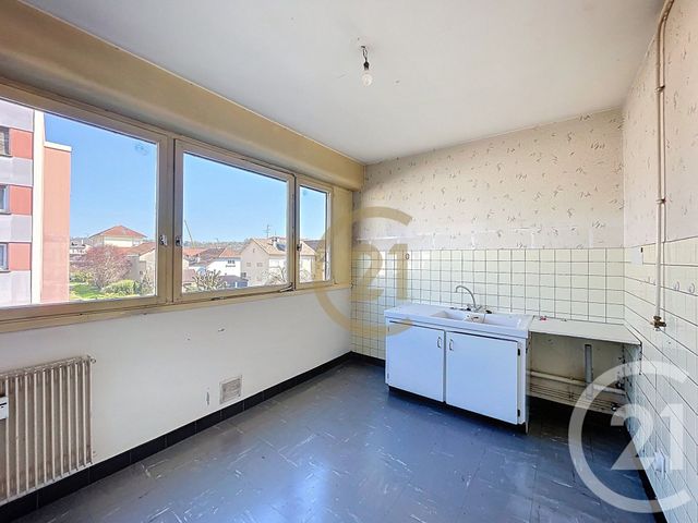 Appartement F5 &agrave; vendre - 5 pi&egrave;ces - 106,33 m2 - Belfort - 90 - FRANCHE-COMTE