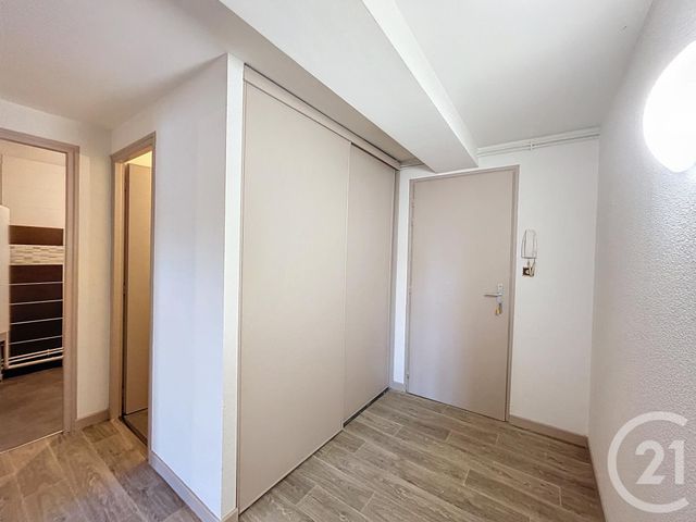 Appartement F2 &agrave; louer - 2 pi&egrave;ces - 52 m2 - Delle - 90 - FRANCHE-COMTE