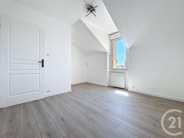 Maison &agrave; louer - 4 pi&egrave;ces - 60 m2 - Belfort - 90 - FRANCHE-COMTE