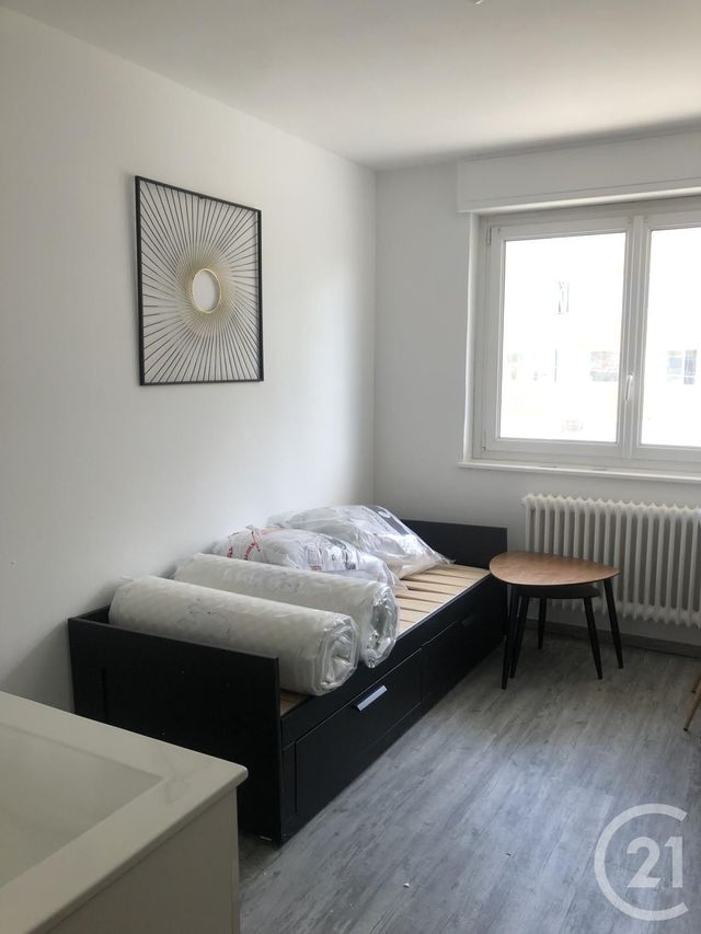Appartement Chambre &agrave; louer - 1 pi&egrave;ce - 11,20 m2 - Belfort - 90 - FRANCHE-COMTE