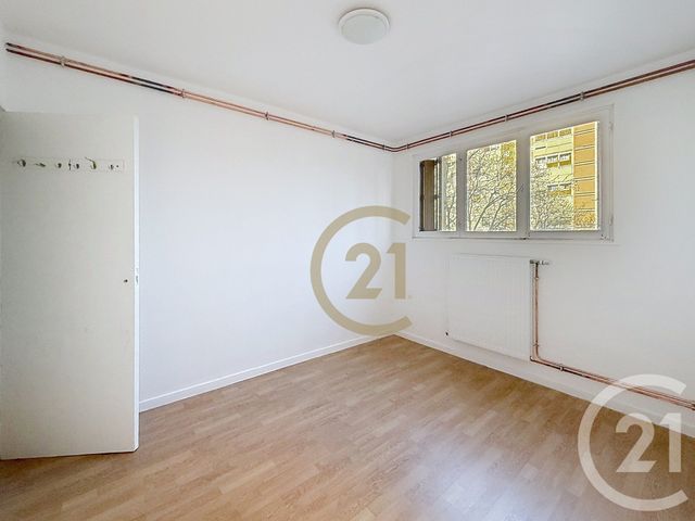 Appartement F4 &agrave; louer - 4 pi&egrave;ces - 63,64 m2 - Belfort - 90 - FRANCHE-COMTE