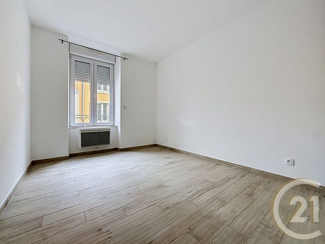 Appartement F3 &agrave; louer - 3 pi&egrave;ces - 60 m2 - Belfort - 90 - FRANCHE-COMTE