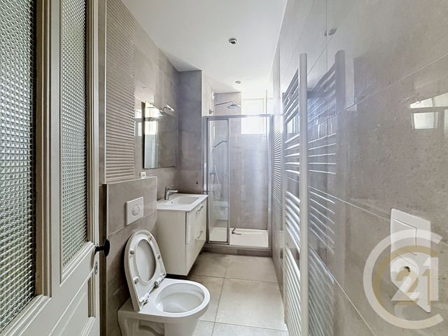 Appartement F3 &agrave; louer - 3 pi&egrave;ces - 60 m2 - Belfort - 90 - FRANCHE-COMTE