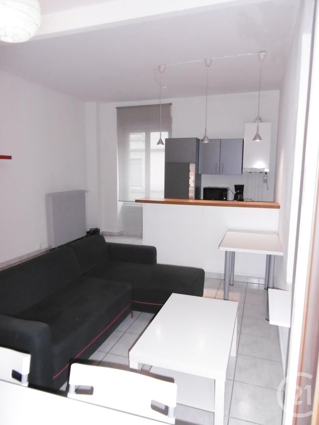 Appartement F2 &agrave; louer - 2 pi&egrave;ces - 37 m2 - Belfort - 90 - FRANCHE-COMTE