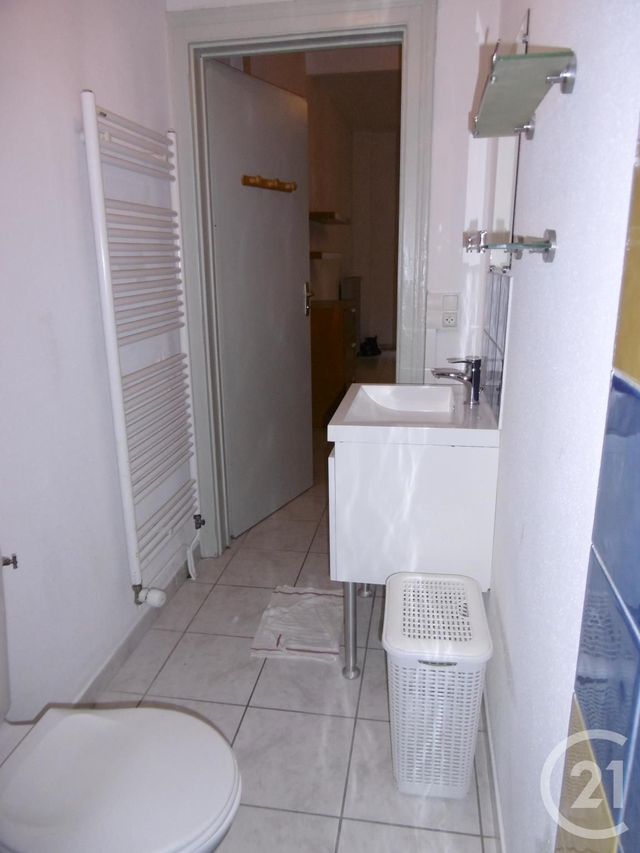 Appartement F2 &agrave; louer - 2 pi&egrave;ces - 37 m2 - Belfort - 90 - FRANCHE-COMTE