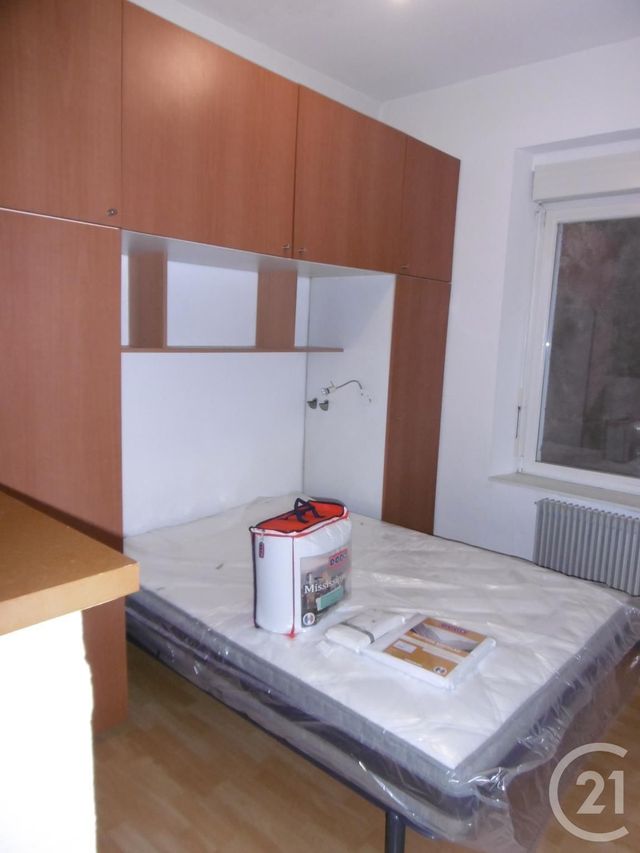 Appartement F2 &agrave; louer - 2 pi&egrave;ces - 37 m2 - Belfort - 90 - FRANCHE-COMTE