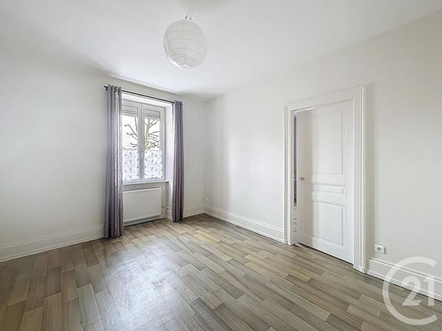 Appartement F3 &agrave; louer - 3 pi&egrave;ces - 59,40 m2 - Belfort - 90 - FRANCHE-COMTE
