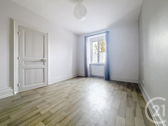 Appartement F3 &agrave; louer - 3 pi&egrave;ces - 59,40 m2 - Belfort - 90 - FRANCHE-COMTE