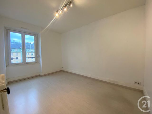 Appartement F4 &agrave; louer - 3 pi&egrave;ces - 79 m2 - Belfort - 90 - FRANCHE-COMTE