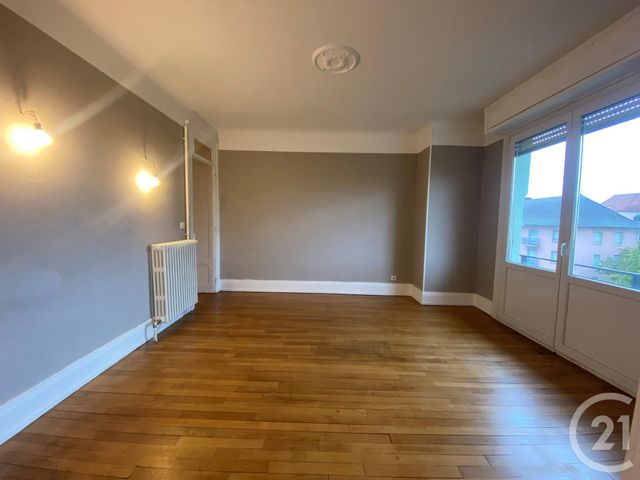 Appartement F4 &agrave; louer - 3 pi&egrave;ces - 79 m2 - Belfort - 90 - FRANCHE-COMTE
