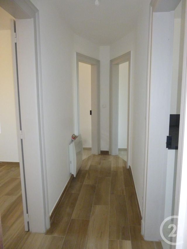 Appartement F3 &agrave; louer - 3 pi&egrave;ces - 60 m2 - Belfort - 90 - FRANCHE-COMTE