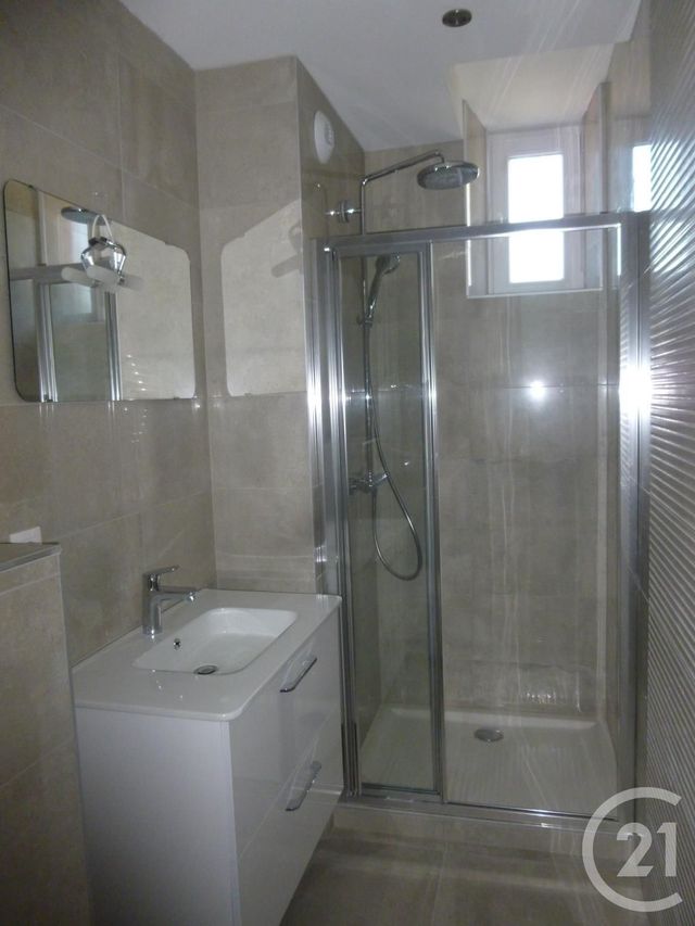 Appartement F3 &agrave; louer - 3 pi&egrave;ces - 60 m2 - Belfort - 90 - FRANCHE-COMTE