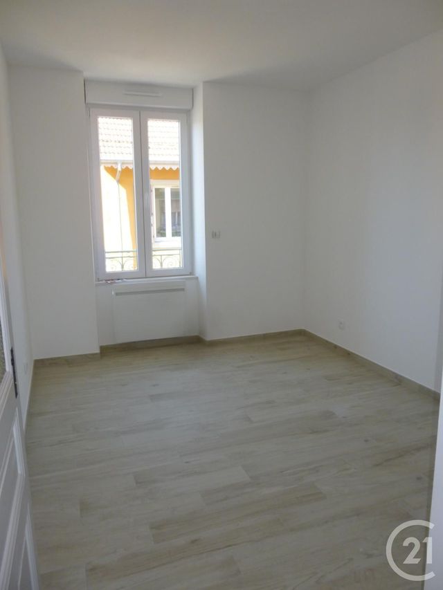 Appartement F3 &agrave; louer - 3 pi&egrave;ces - 60 m2 - Belfort - 90 - FRANCHE-COMTE