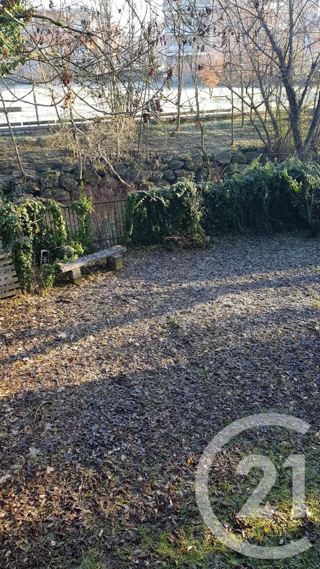 Appartement F1 &agrave; louer - 1 pi&egrave;ce - 25 m2 - Belfort - 90 - FRANCHE-COMTE