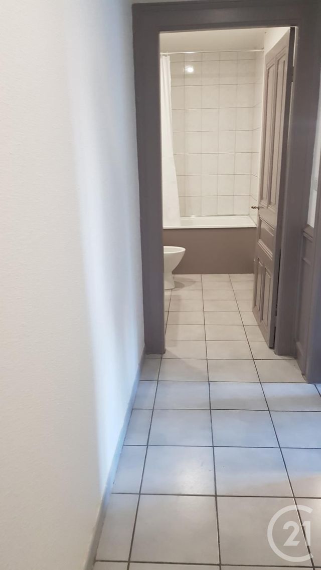 Appartement F1 &agrave; louer - 1 pi&egrave;ce - 25 m2 - Belfort - 90 - FRANCHE-COMTE