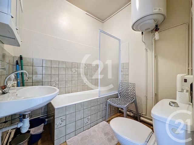 Appartement T2 &agrave; louer - 2 pi&egrave;ces - 28,24 m2 - Belfort - 90 - FRANCHE-COMTE