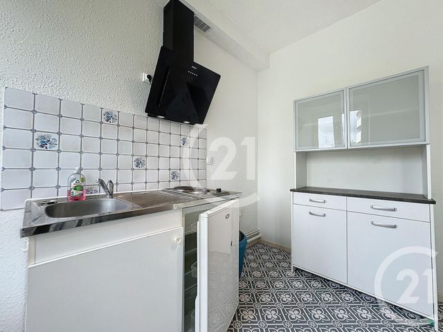 Appartement T2 &agrave; louer - 2 pi&egrave;ces - 28,24 m2 - Belfort - 90 - FRANCHE-COMTE