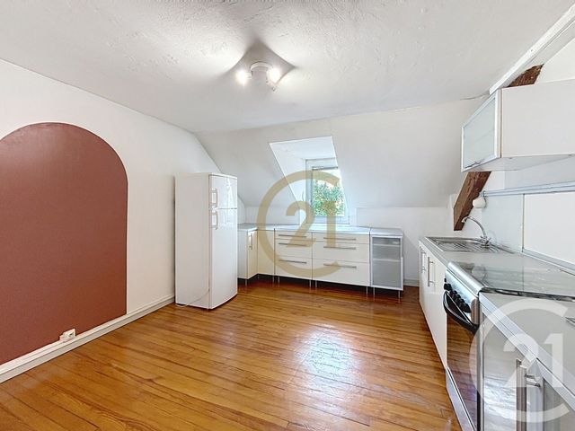 Appartement F3 &agrave; louer - 3 pi&egrave;ces - 74,34 m2 - Belfort - 90 - FRANCHE-COMTE