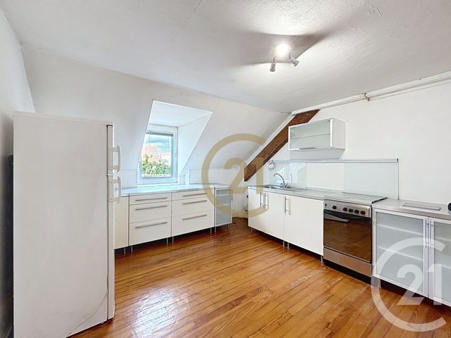 Appartement F3 &agrave; louer - 3 pi&egrave;ces - 74,34 m2 - Belfort - 90 - FRANCHE-COMTE