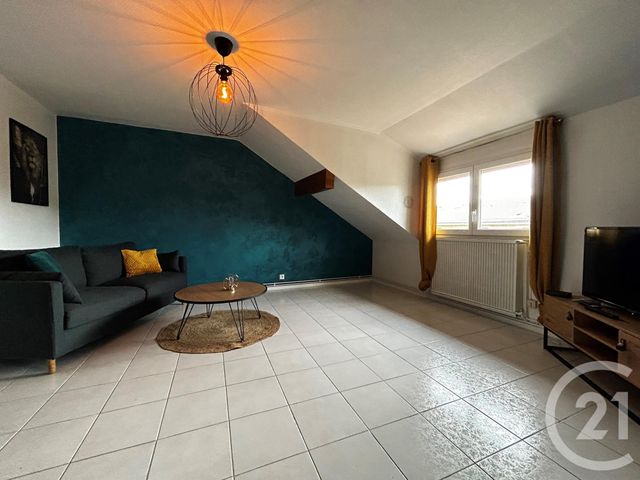Appartement F4 &agrave; louer - 4 pi&egrave;ces - 69,06 m2 - Essert - 90 - FRANCHE-COMTE
