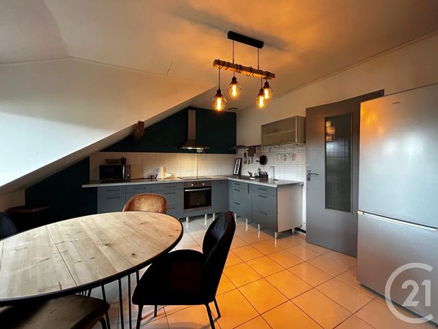 Appartement F4 &agrave; louer - 4 pi&egrave;ces - 69,06 m2 - Essert - 90 - FRANCHE-COMTE