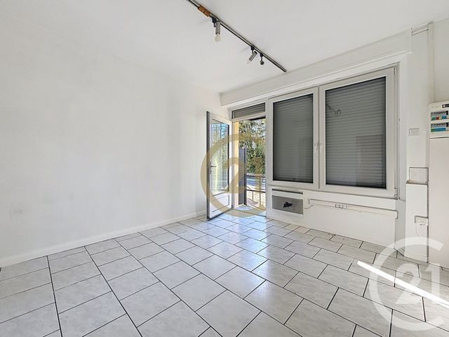 Appartement Local &agrave; louer - 2 pi&egrave;ces - 20 m2 - Bavilliers - 90 - FRANCHE-COMTE