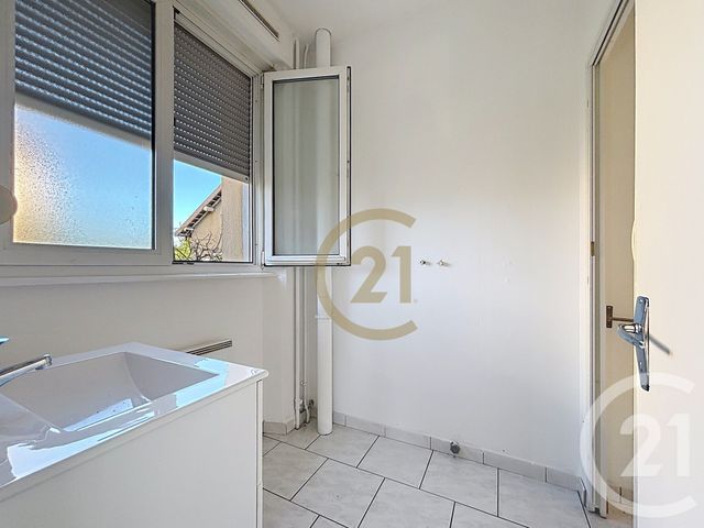 Appartement Local &agrave; louer - 2 pi&egrave;ces - 20 m2 - Bavilliers - 90 - FRANCHE-COMTE