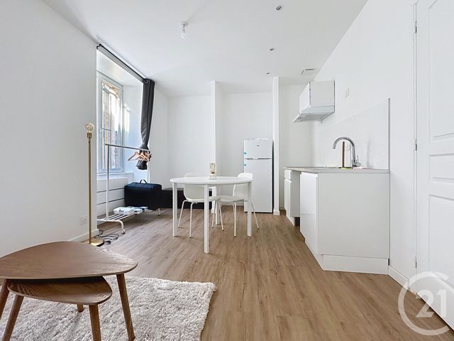 Appartement Studio &agrave; louer - 1 pi&egrave;ce - 23 m2 - Belfort - 90 - FRANCHE-COMTE