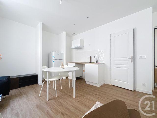 Appartement Studio &agrave; louer - 1 pi&egrave;ce - 23 m2 - Belfort - 90 - FRANCHE-COMTE