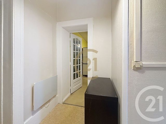 Appartement F3 &agrave; louer - 3 pi&egrave;ces - 44 m2 - Belfort - 90 - FRANCHE-COMTE