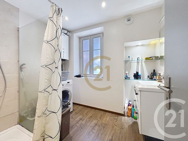 Appartement F3 &agrave; louer - 3 pi&egrave;ces - 50 m2 - Belfort - 90 - FRANCHE-COMTE