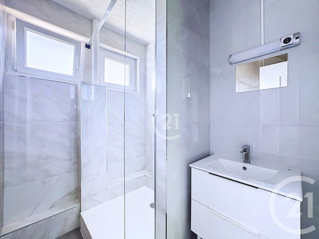 Appartement F3 &agrave; vendre - 3 pi&egrave;ces - 58,51 m2 - Belfort - 90 - FRANCHE-COMTE