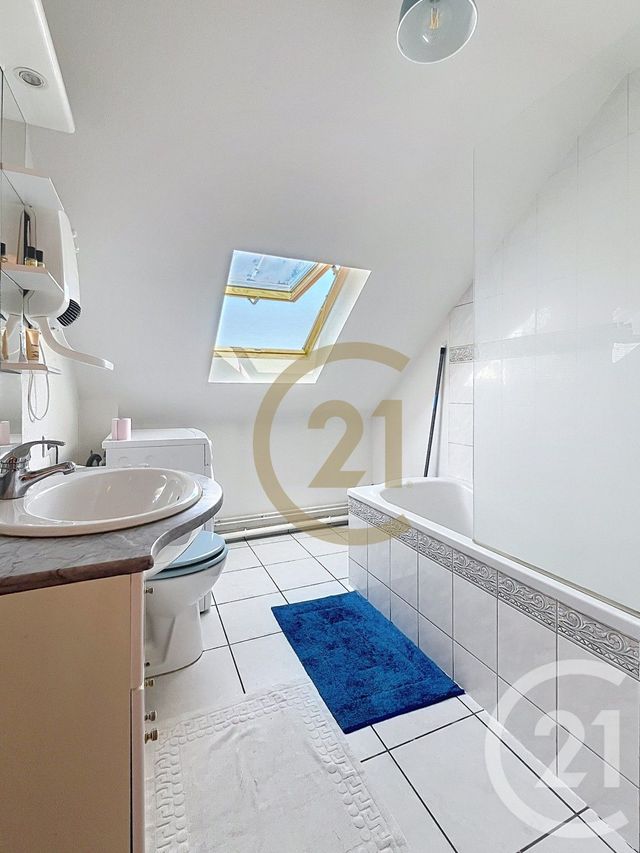 Appartement F3 &agrave; vendre - 3 pi&egrave;ces - 40 m2 - Belfort - 90 - FRANCHE-COMTE