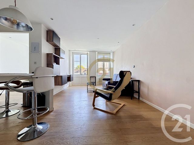 Appartement F2 &agrave; louer - 2 pi&egrave;ces - 56,90 m2 - Montbeliard - 25 - FRANCHE-COMTE