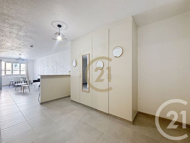 Appartement F2 &agrave; louer - 2 pi&egrave;ces - 59,98 m2 - Belfort - 90 - FRANCHE-COMTE