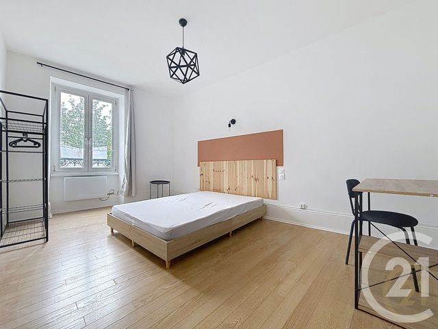 Appartement F4 &agrave; louer - 4 pi&egrave;ces - 83,70 m2 - Belfort - 90 - FRANCHE-COMTE