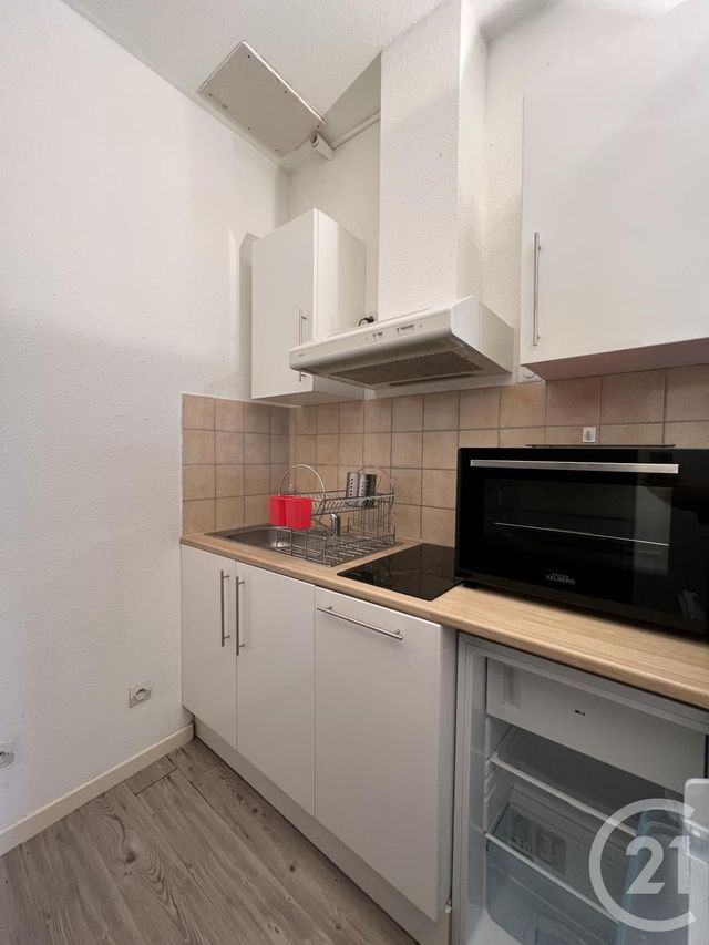 Appartement T2 &agrave; louer - 2 pi&egrave;ces - 35,88 m2 - Belfort - 90 - FRANCHE-COMTE