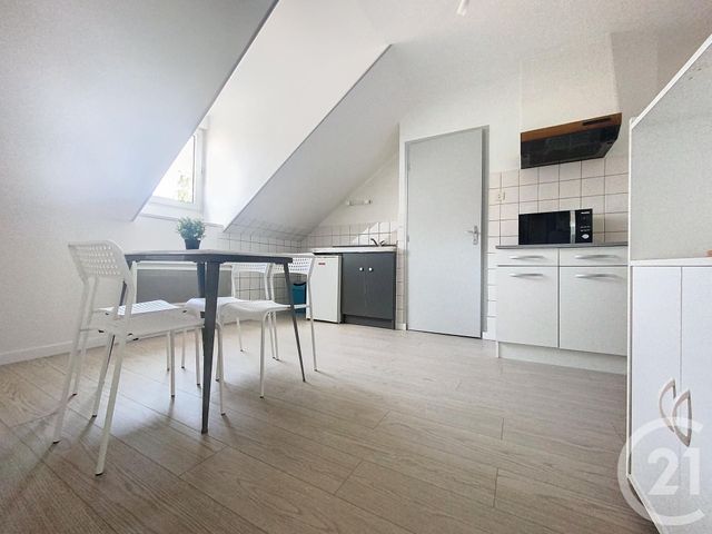 Appartement F1 &agrave; louer - 1 pi&egrave;ce - 24 m2 - Belfort - 90 - FRANCHE-COMTE