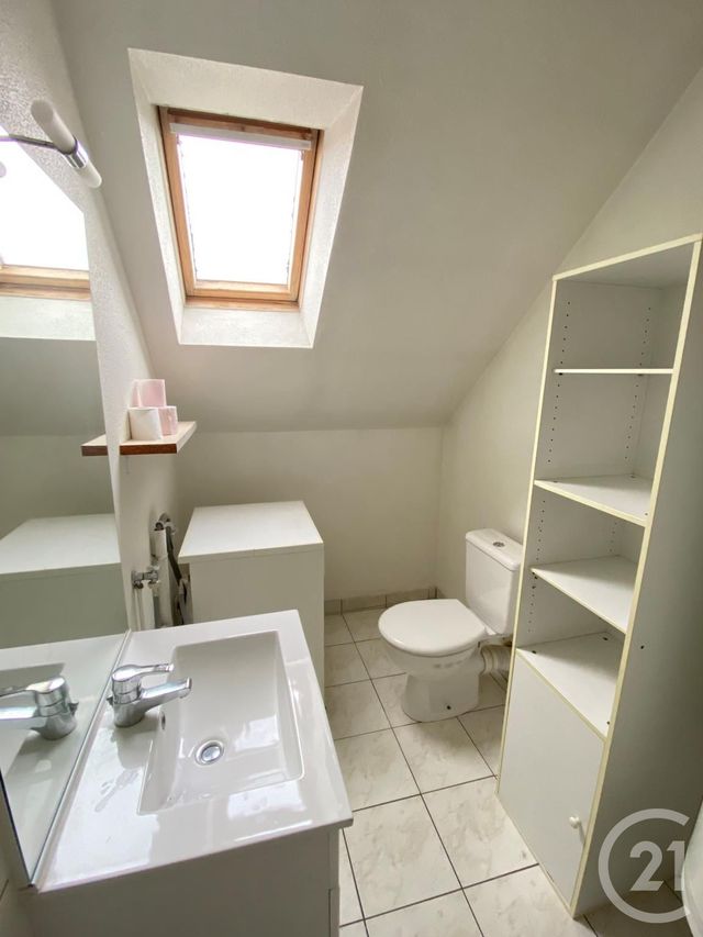 Appartement Studio &agrave; louer - 1 pi&egrave;ce - 25 m2 - Danjoutin - 90 - FRANCHE-COMTE