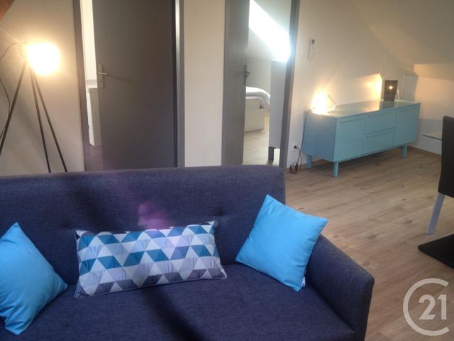 Appartement F2 &agrave; louer - 2 pi&egrave;ces - 40 m2 - Belfort - 90 - FRANCHE-COMTE