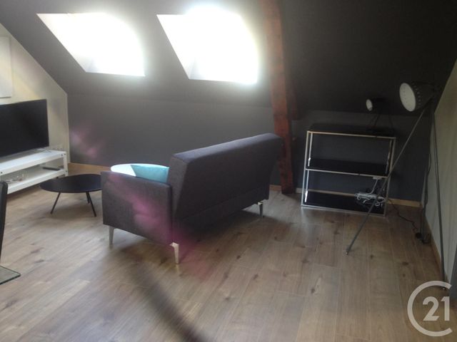 Appartement F2 &agrave; louer - 2 pi&egrave;ces - 40 m2 - Belfort - 90 - FRANCHE-COMTE