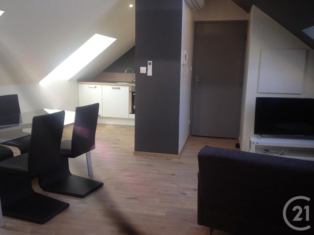 Appartement F2 &agrave; louer - 2 pi&egrave;ces - 40 m2 - Belfort - 90 - FRANCHE-COMTE