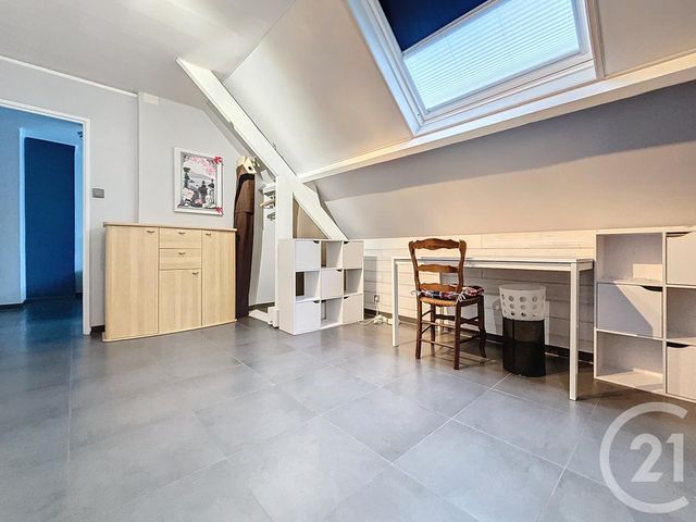 Maison &agrave; louer - 5 pi&egrave;ces - 99 m2 - Fesches Le Chatel - 25 - FRANCHE-COMTE