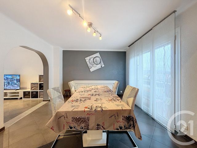 Maison &agrave; louer - 5 pi&egrave;ces - 99 m2 - Fesches Le Chatel - 25 - FRANCHE-COMTE